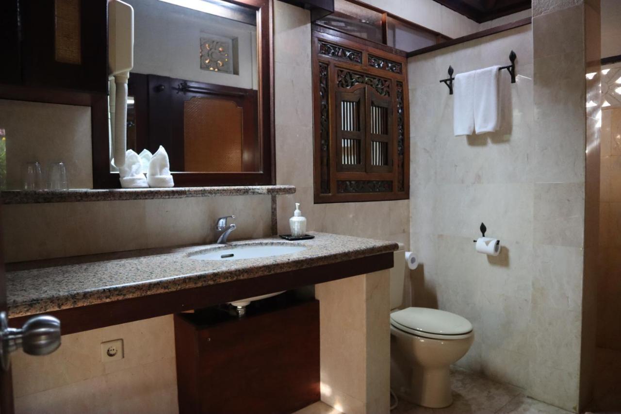 נוסא דואה Pondok Agung Bed & Breakfast מראה חיצוני תמונה