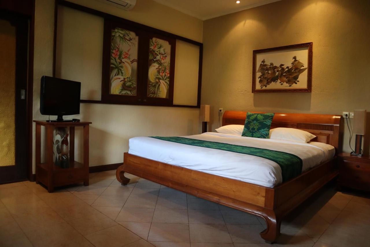 נוסא דואה Pondok Agung Bed & Breakfast מראה חיצוני תמונה