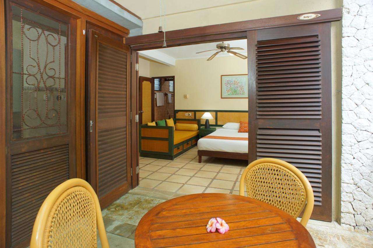 נוסא דואה Pondok Agung Bed & Breakfast מראה חיצוני תמונה