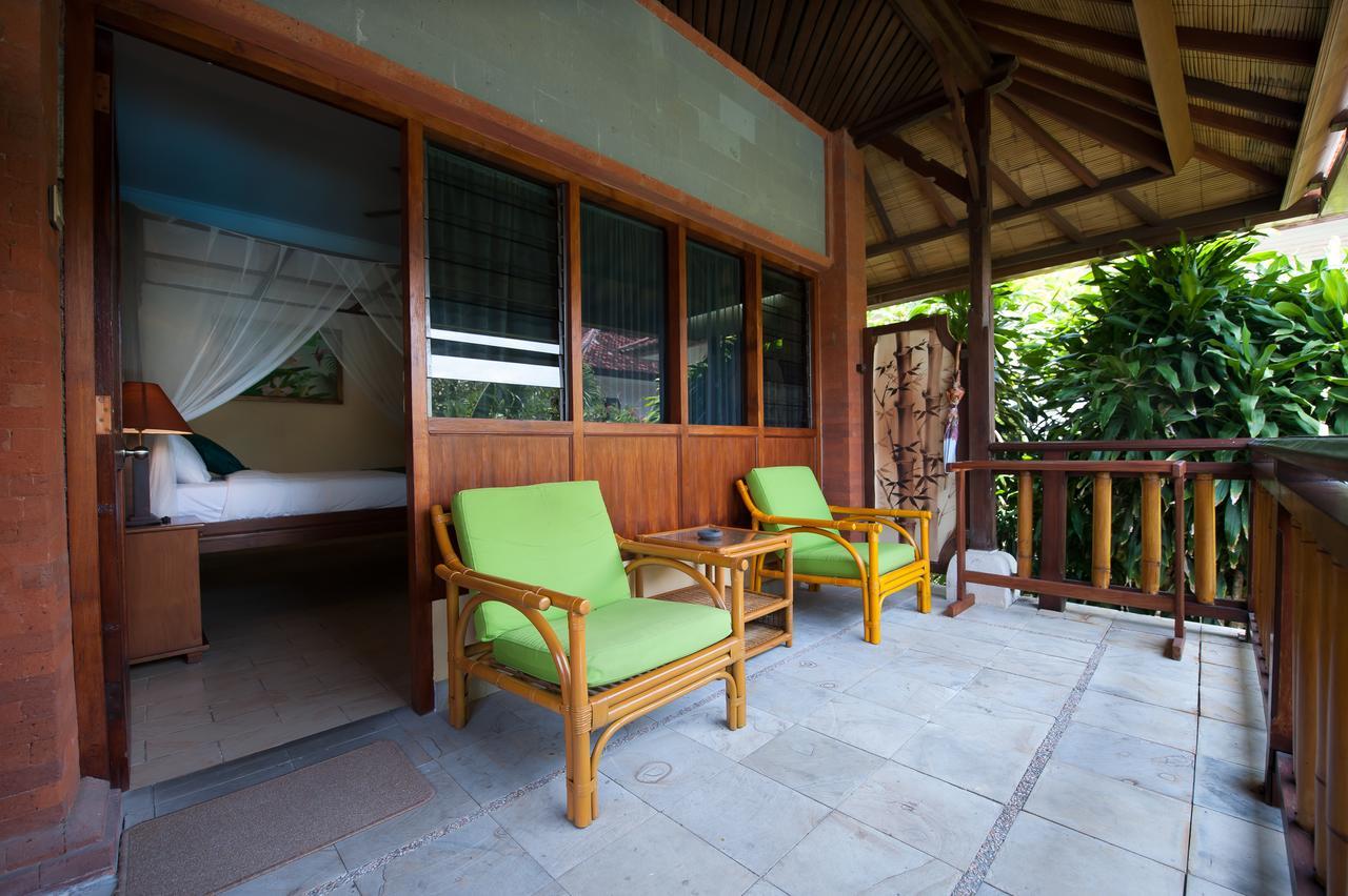 נוסא דואה Pondok Agung Bed & Breakfast מראה חיצוני תמונה