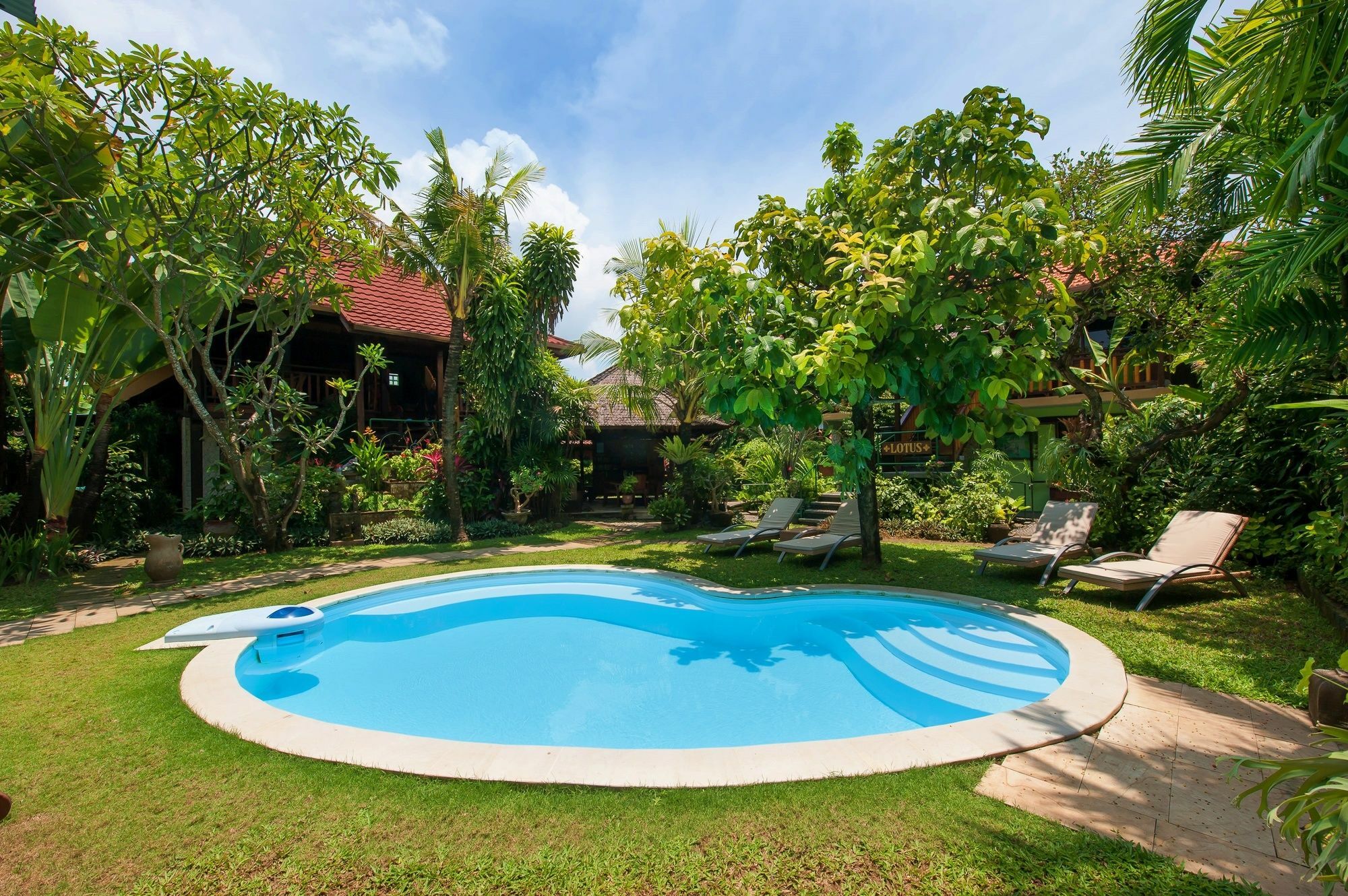 נוסא דואה Pondok Agung Bed & Breakfast מראה חיצוני תמונה
